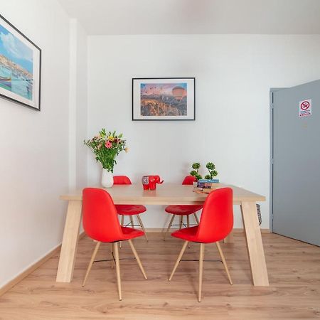 Modern Renovated Apt Next To The Beachfront Heraklion  Екстер'єр фото