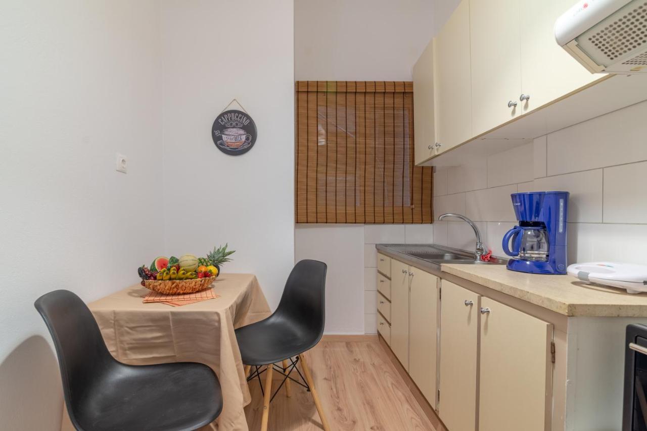 Modern Renovated Apt Next To The Beachfront Heraklion  Екстер'єр фото