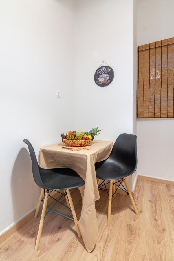 Modern Renovated Apt Next To The Beachfront Heraklion  Екстер'єр фото