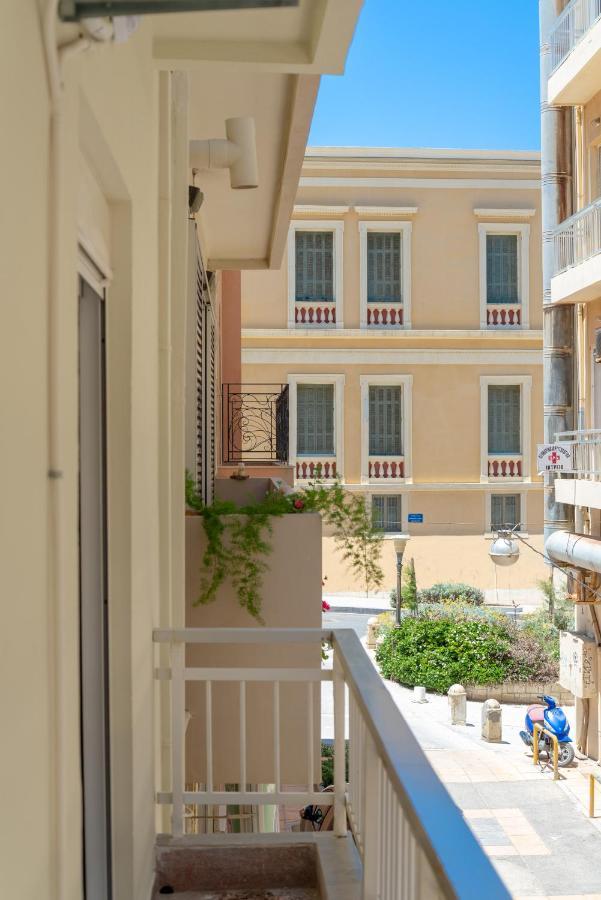 Modern Renovated Apt Next To The Beachfront Heraklion  Екстер'єр фото