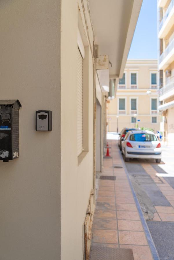 Modern Renovated Apt Next To The Beachfront Heraklion  Екстер'єр фото